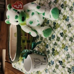 2013 Irish Traditions basket with liner and protector, Clover beanie baby & mug